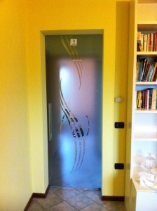 porta mod. tutto vetro.